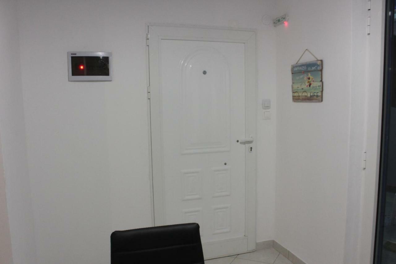 Aaron Studios Apartments Agia Fotia  Extérieur photo