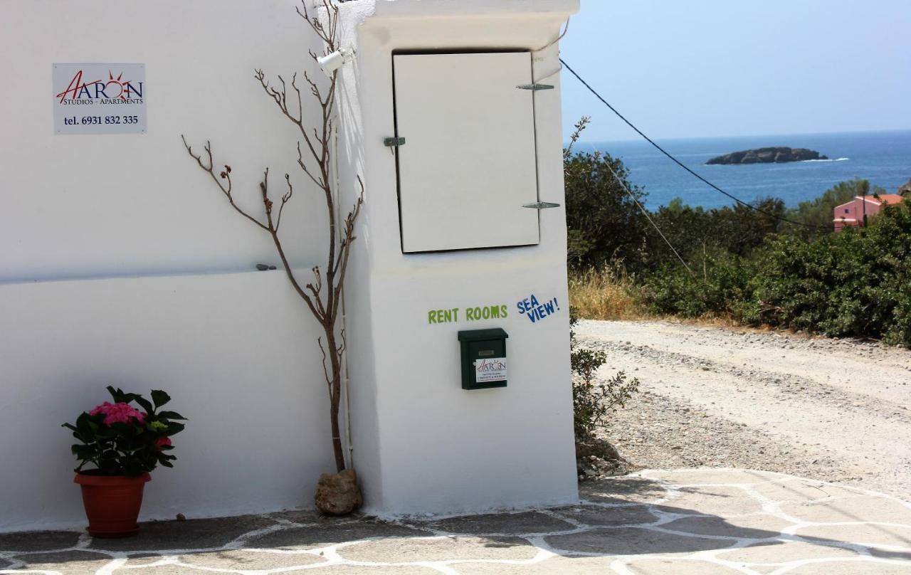 Aaron Studios Apartments Agia Fotia  Extérieur photo