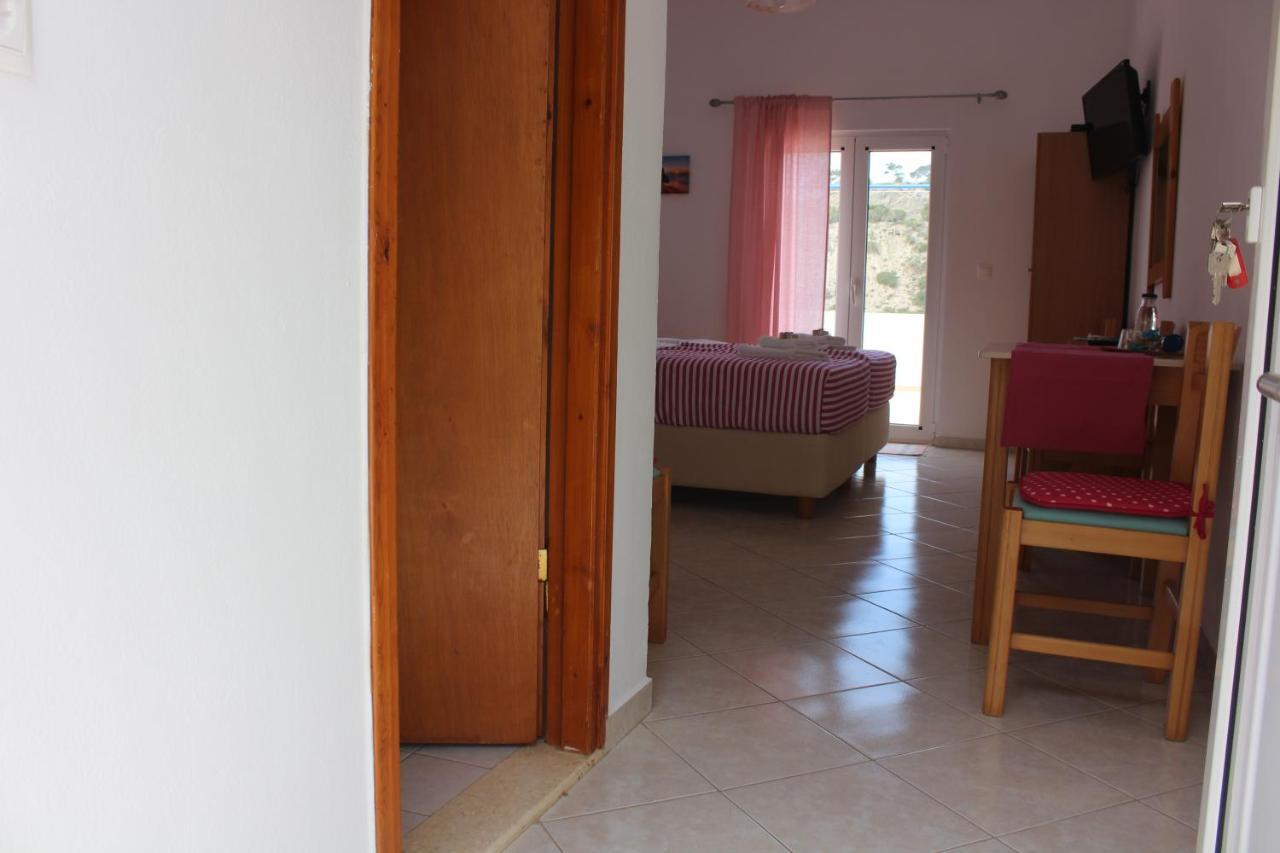 Aaron Studios Apartments Agia Fotia  Extérieur photo